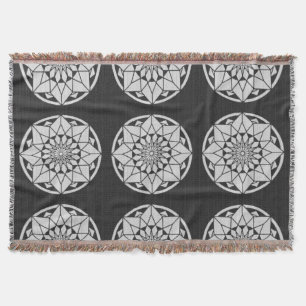 Star Mandala strickt schwarz & weiß Decke