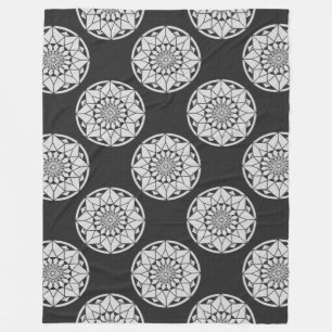 Star Mandala strickt schwarz & weiß Fleecedecke