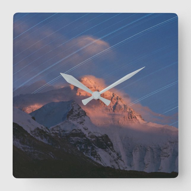 Star Trail | Mount Everest Tibet, China Quadratische Wanduhr (Vorderseite)
