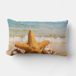 Starfish and Seashells am Strand Lendenkissen