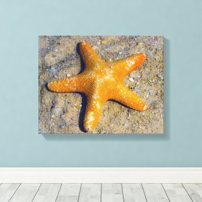 Starfish im Sand Leinwanddruck (Insitu (Holzboden))