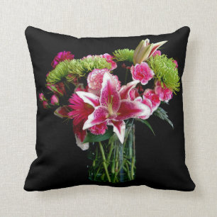 Stargazer-Lilien-Blumenstrauß Kissen