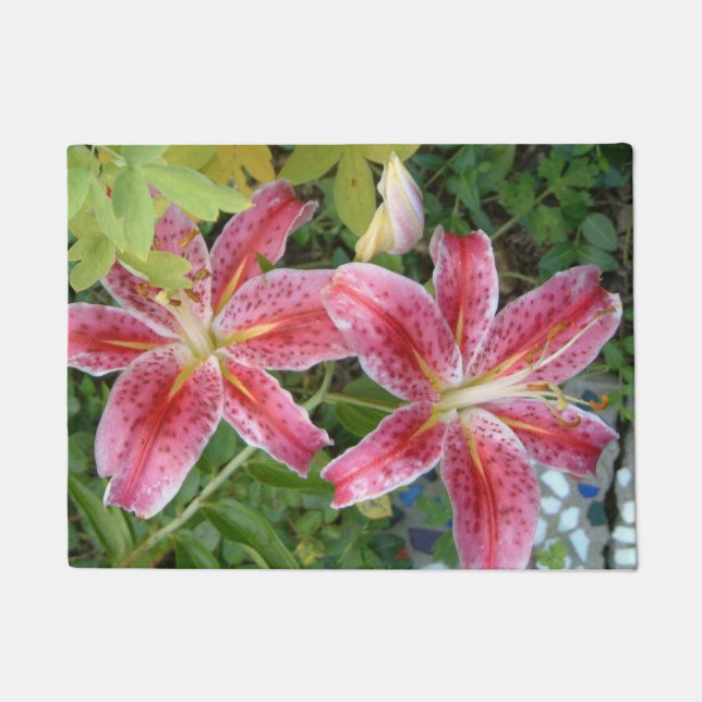 Stargazer Lilies Garden Fußmatte (Vorderseite)