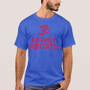 Stark meditierte OM RED Yoga und Fitness T-Shirt