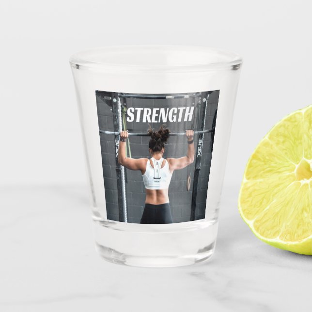 Stärke Fitness Frauen Muskeltraining Motivierend Schnapsglas (Vorderseite)
