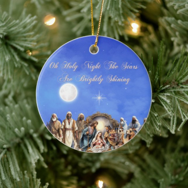 Starlit Nativity: Oh, Heilige Nacht- Keramik Ornament (Baum)