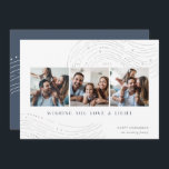 Starred Tidings | 3 Foto Collage Hanukkah Card Feiertagskarte<br><div class="desc">Schicken Sie Hanukkah-Grüße im schicken Stil mit diesen eleganten und modernen Foto-Collage-Karten mit drei quadratischen Fotos, die nebeneinander angeordnet sind und mit Line-gezeichnet Verzierungen an der Spitze und am Ende verziert sind. "Möchten Sie Liebe und Licht" erscheint unter der modernen Schrift, mit Ihrem "Happy Hanukkah" und Ihrem Familiennamen unten rechts....</div>
