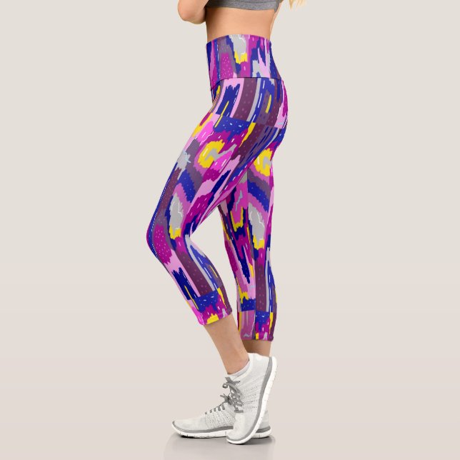 Starry Abstrakt in Purples Capri Leggings (Links)