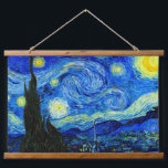 Starry Night von Van Gogh Fine Art Poster Print Wandteppich Mit Holzrahmen<br><div class="desc">Vincent van Gogh - Starry Night gemalt in St Remy,  Frankreich im Jahr 1889 Fine Art Print. Dieses Bild wurde digital verbessert,  um die originalen fetten,  hellen Farben wieder herzustellen - ein perfektes Geschenk für jeden Kunstliebhaber!</div>