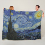"Starry Night" von Van Gogh Fleecedecke<br><div class="desc">Dieses Design zeichnet sich durch eine hochauflösende Reproduktion von Van Goghs berühmtem "Starry Night" Gemälde aus.</div>