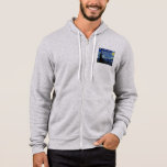 Starry Night von Vincent Van Gogh Hoodie<br><div class="desc">Starry Night by Vincent Van Gogh Gemälde Meisterwerk Kunst feiner Impressionismus Gemälde vibrierend schöne schöne Landschaft Landschaft Landschaft Kunst Postdekoration</div>