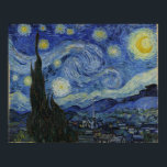 Starry Night von Vincent Van Gogh Poster<br><div class="desc">Eines der bekanntesten Gemälde von Vincent Van Gogh. Starry Night ist ein wunderschönes blaues Öl auf der Leinwand von Van Gogh und das ist die höchste verfügbare Qualität auf Zazzle, sodass Sie mit einem qualitativ hochwertigen Druckergebnis rechnen können. Erhältlich auf vielen verschiedenen Geschenken, elektronischen Hüllen, Drucken und mehr! Entdecken Sie...</div>