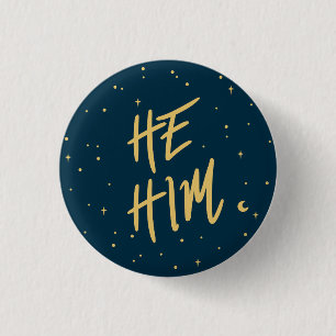 Stars Er/Ihm Pronomen in der Marine und Gold Button