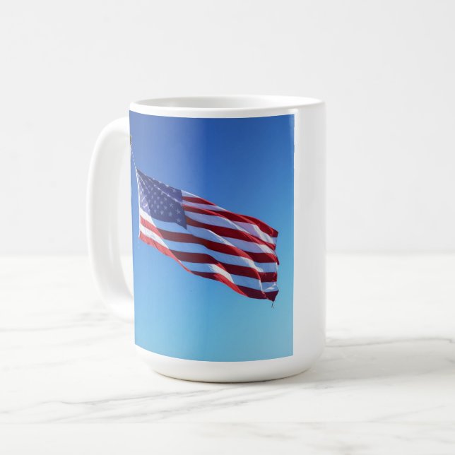 Stars, Stripes & Coffee – Patriotic American Flag  Kaffeetasse (Vorderseite Links)