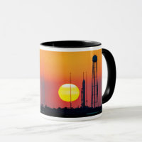 Start der NASA Antares Rocket Sunrise