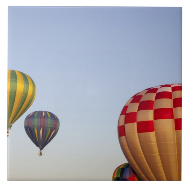 Start von Heißluftballons Fliese (Vorderseite)