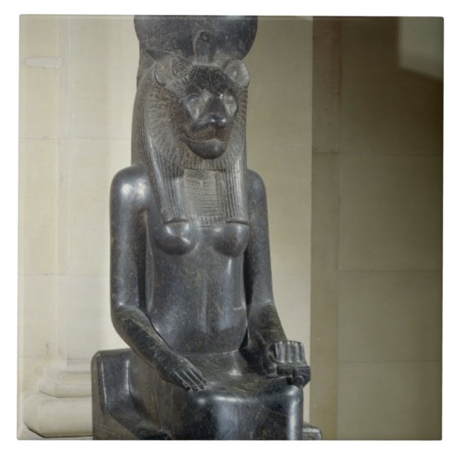 Statue der Löwe-köpfigen Göttin Sekhmet, vom Th Fliese (Vorderseite)