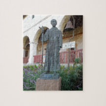 Statue des Vaters Serra an Santa- Barbaraauftrag