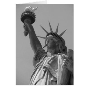 Statue noire et blanche de Liberty New York