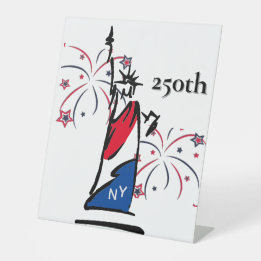 Statue of Liberty mit Feuerwerk 250. Unabhängigkei Sockelschild