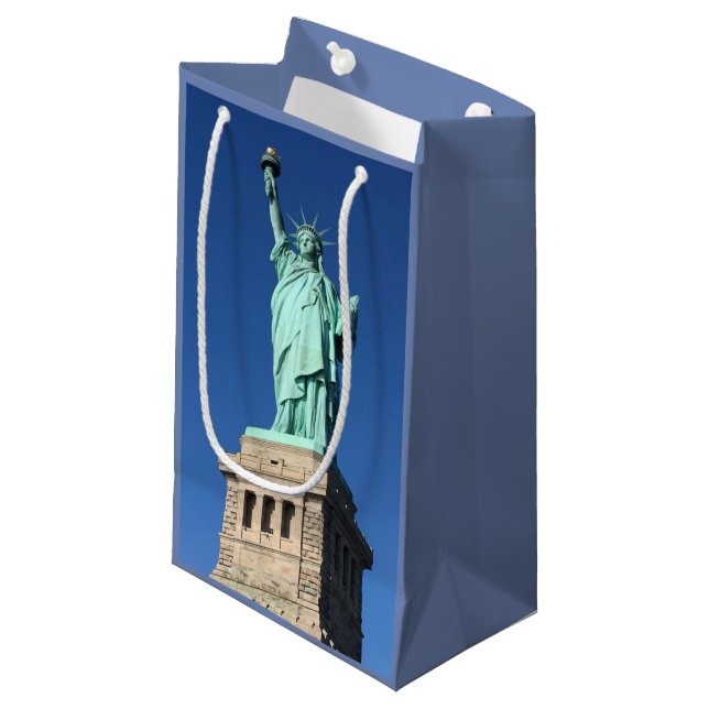 "Statue sac de cadeau de liberté" (Devant Angle)