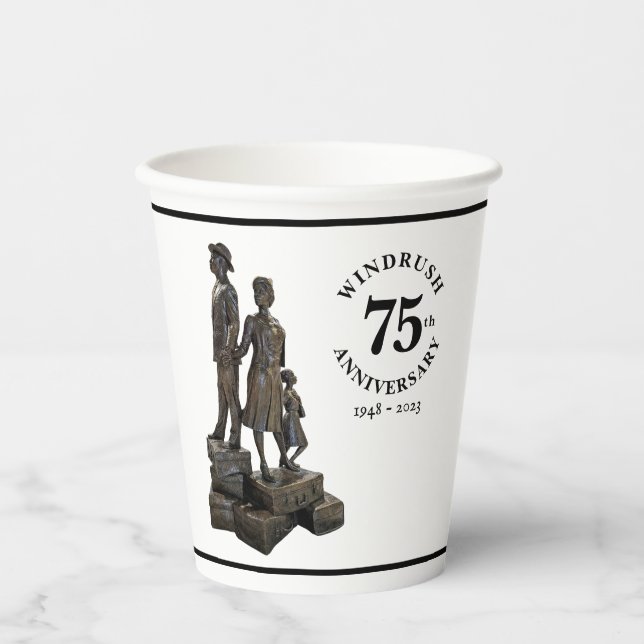 Statue zum 75. Geburtstag von Windrush Pappbecher (Vorderseite)