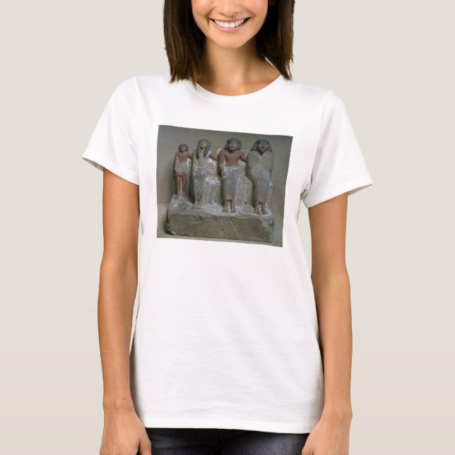 Statuette einer Familiengruppe (Pigment auf T-Shirt (Vorderseite)