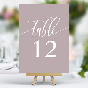 Staub-Lavendel-Minimalistische-Kalligrafie-Hochzei Tischnummer