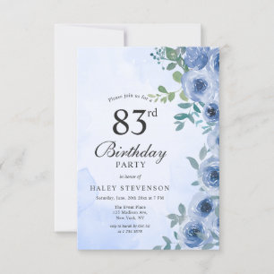 Staubblau-Aquarell-Blumen-Chic 83. Geburtstag Einladung