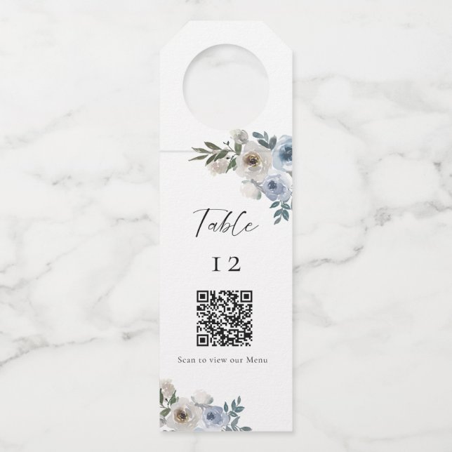 Staubblau Hochzeitstisch QR-Code Hochzeitsmenü Flaschenanhänger (Vorderseite)