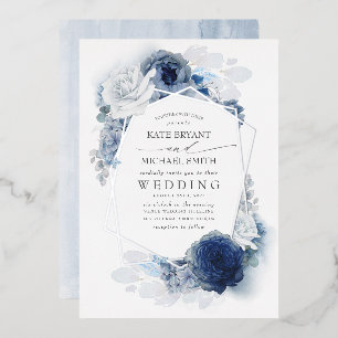 Staubblau Silber Weiß Floral Botanische Hochzeit Folieneinladung