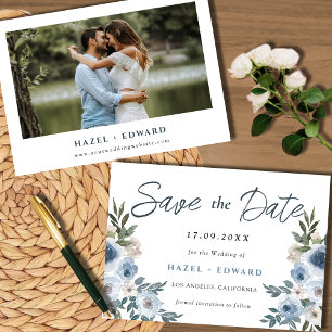 Staubblaue Blumen-Foto-Hochzeit-Einladungskarte zu Save The Date