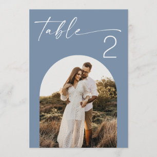 Staubblaue Foto-Tischnummer. Zielhochzeit Einladung