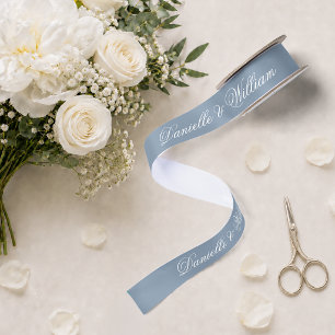 Staubblaue Hochzeit Elegante Schreibschrift Kallig Satinband