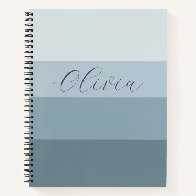 Staubblauer Farbverlauf Olivia Name Notizbuch (Vorderseite)