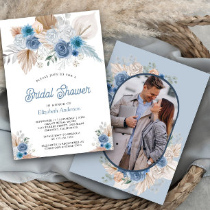 Staubblaues Blumen Boho Pampas Foto Brautparty Einladung