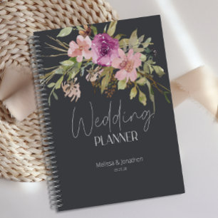 Staubig Pink Lila Blumige Hochzeitsplanerin Planer