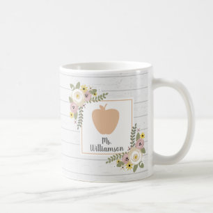 Staubiger hölzerner personalisierter mit kaffeetasse