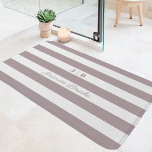 Staubiges Lavendel Weiß Breite Streifen Monogramm  Badematte