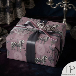 Staubiges Mauve-Gotik-Karussellpferd-Geschenkpapie Geschenkpapier