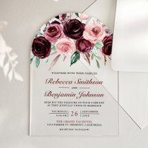 Staubiges Rosa Burgunder Blumenhochzeit