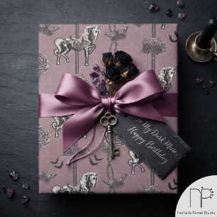 Staubrosafarbenes Karussellpferd-Geschenkpapier Geschenkpapier