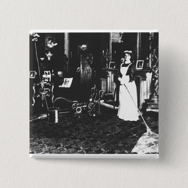 Staubsauger bei der Arbeit Button (Vorderseite)