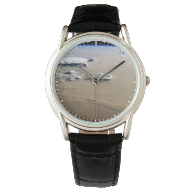 Staubsturm über die Sandmeere der Wüste Sahara. Armbanduhr (Vorderseite)
