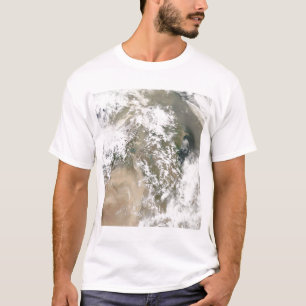 Staubstürme über dem Mittlere Osten T-Shirt
