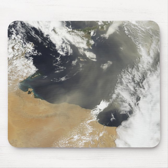 Staubwolken, die vor der nordafrikanischen Küste w Mousepad (Vorne)
