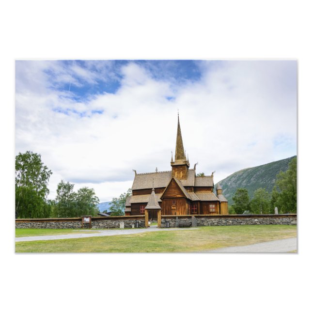 Stave church in Lom, Norwegen Foto drucken (Vorne)