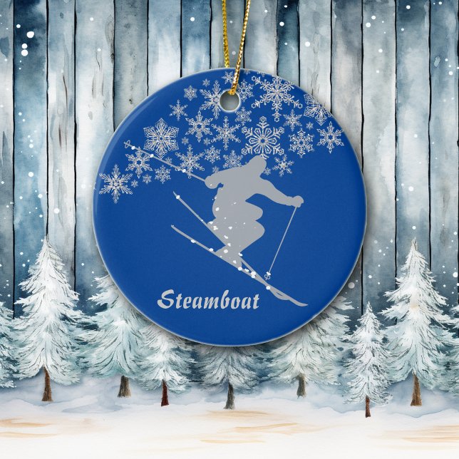 Steamboat Snowflake Skier Personalisiert Keramikornament (Von Creator hochgeladen)