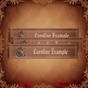 Steampunk Dragon neben einer Vintagen Straßenlater Namensplakette