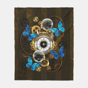 Steampunkgeere und blaue Schmetterlinge Fleecedecke